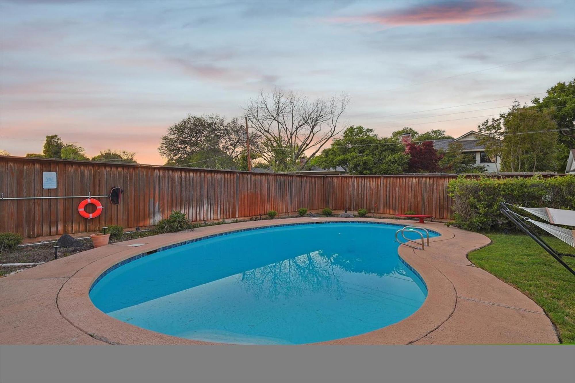 Spectacular 6Br 2,5Ba Holiday Home With Pool Dallas Eksteriør billede